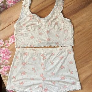 NWT Floral Lace Trim Sleepwear Set